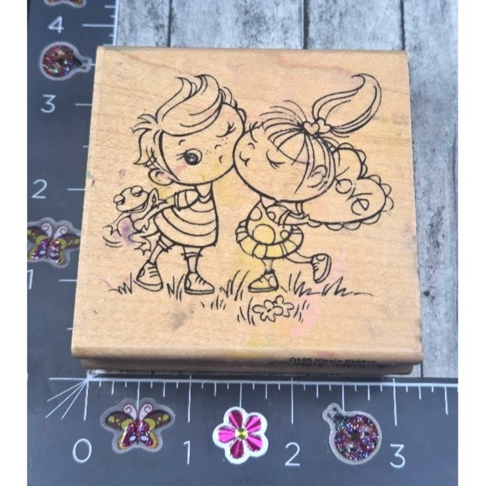 Stampendous Kissin' Kiddos Q185 Love Heart Frog Rubber Stamp Wood #K92
